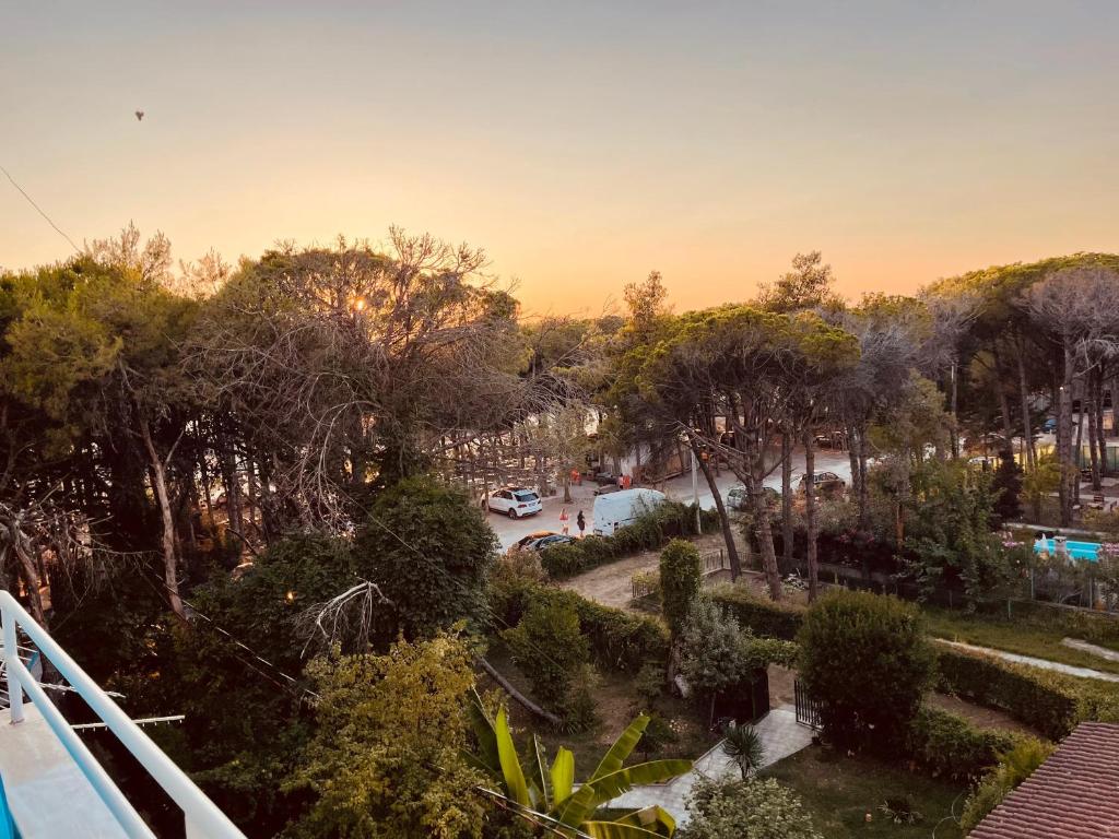 Cheerful 2-bedroom apartment in Golem - Imazhi 6