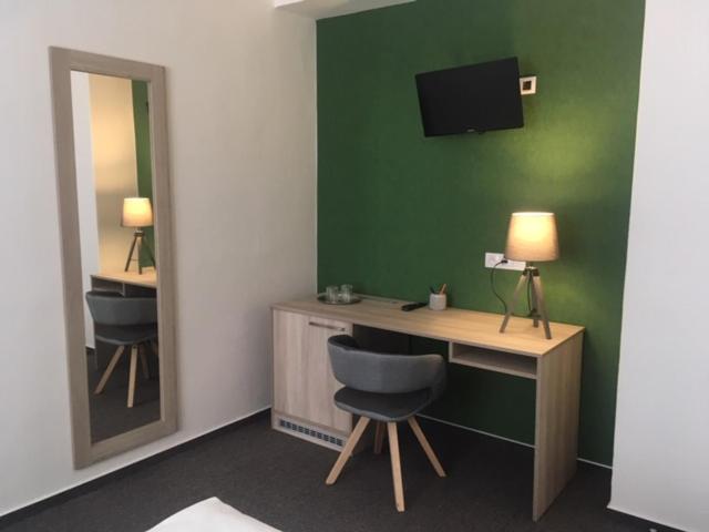 TV a/nebo společenská místnost v ubytování Hotel Trim