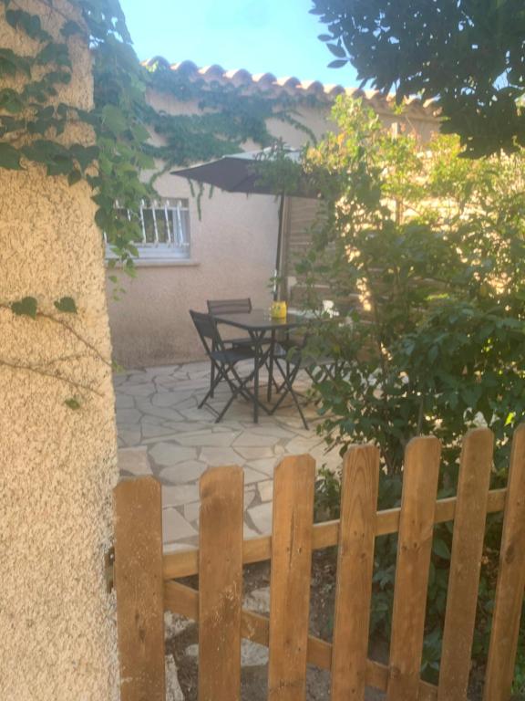 Adorable guest house en pleine nature,la nautique - Apartamento De Una Habitación