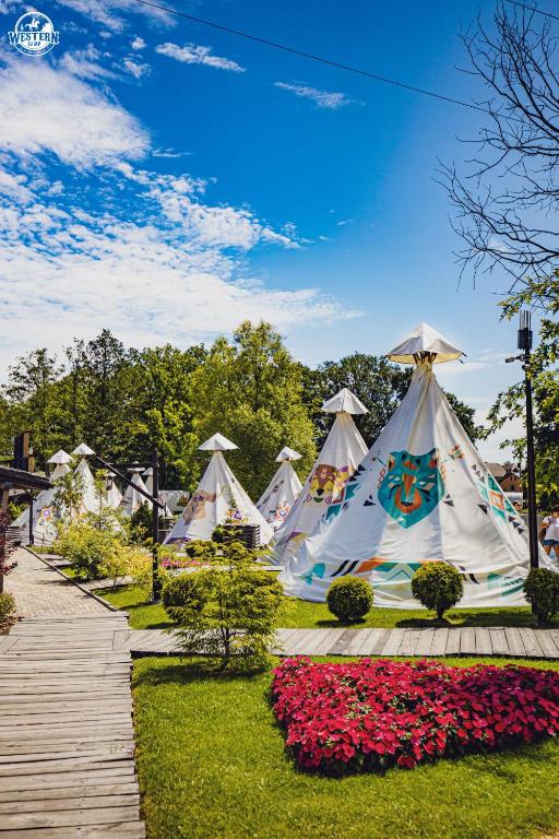 Zahrada ubytování Western Camp Resort