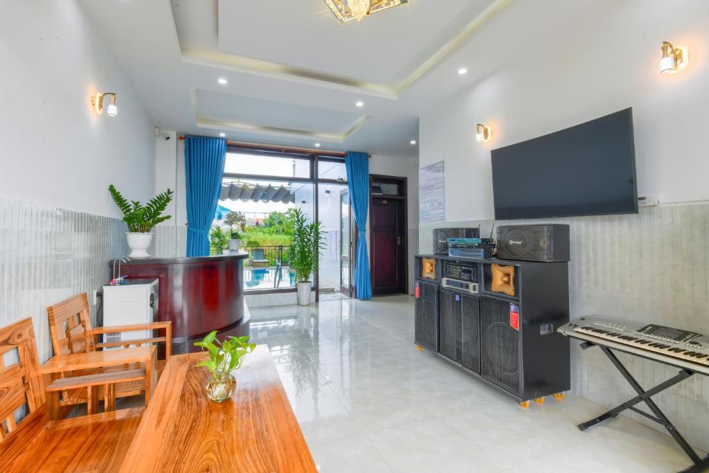 Kuchyň nebo kuchyňský kout v ubytování Gió Chiều Homestay - Riverside & Swimming pool