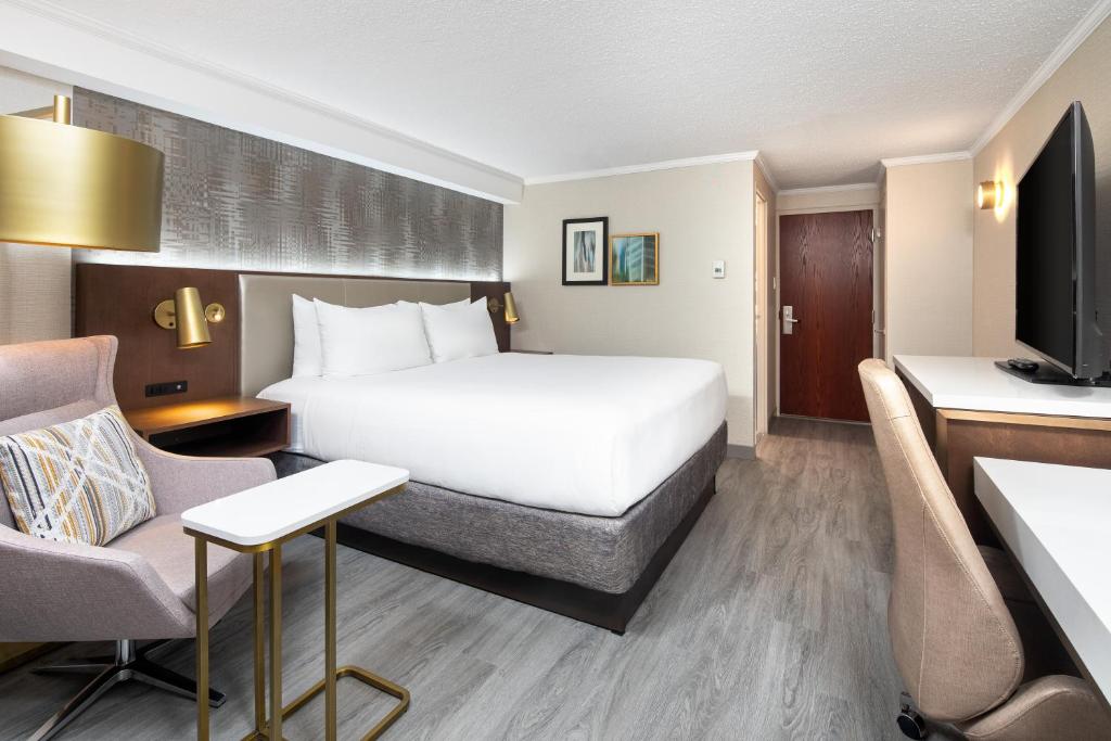 Crowne Plaza Toronto Airport by IHG - Resim 6