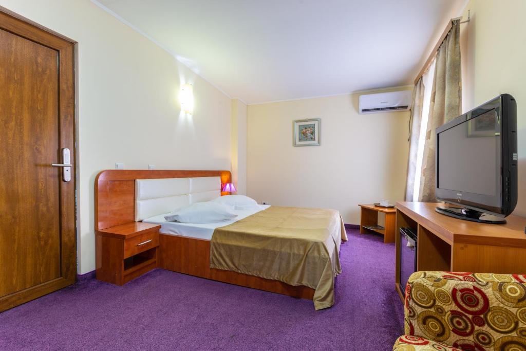 Hotel Amphitryon - Resim 44