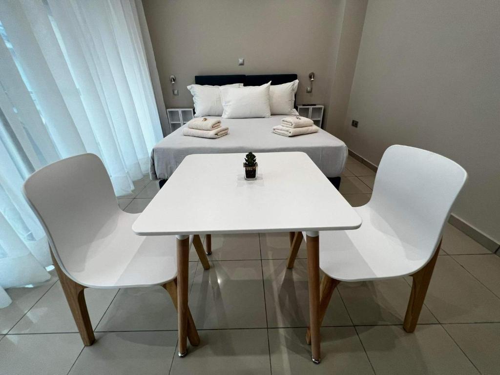 ATLANTIS APARTMENTS - 17