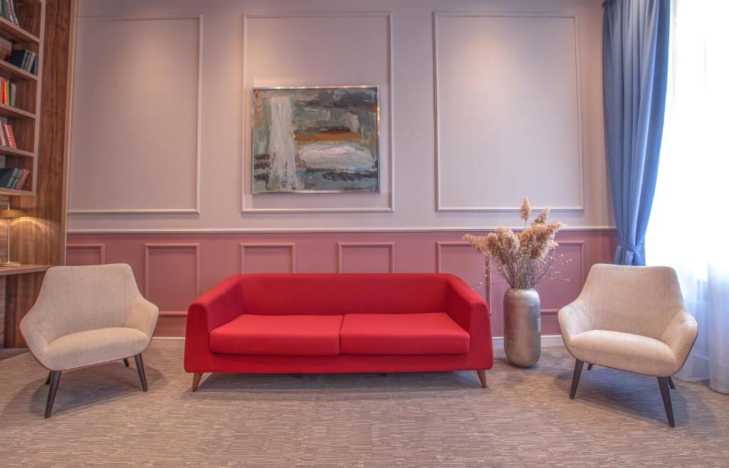 Posezení v ubytování Heritage Hotel and Suites
