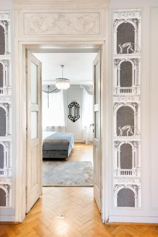 Posteľ alebo postele v izbe v ubytovaní Premium Artdeco Boutique