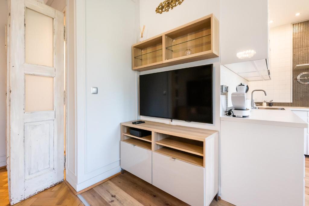 Kuchyňa alebo kuchynka v ubytovaní Premium Artdeco Boutique