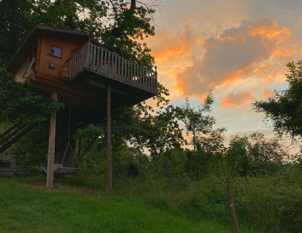 Photo de la galerie de l'établissement Le Jardin Ecolodge, à Lamarque-Pontacq