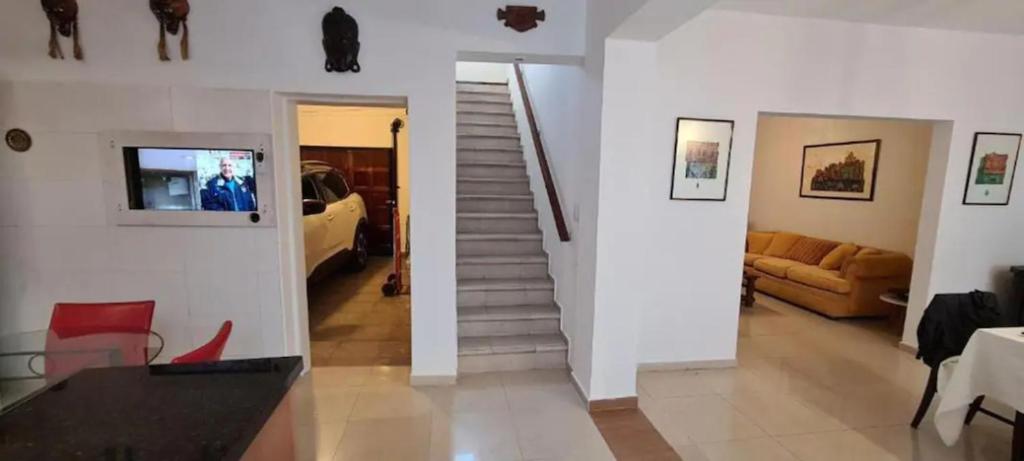 Lola Barracas Casa con Cochera