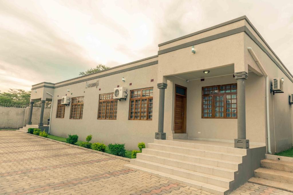 Ivwananji I - Kat-Onga Apartments - Housity