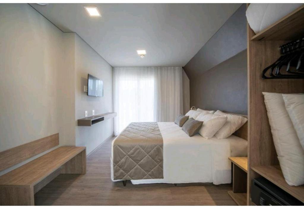 TV a/nebo společenská místnost v ubytování GOLDEN GRAMADO RESORT