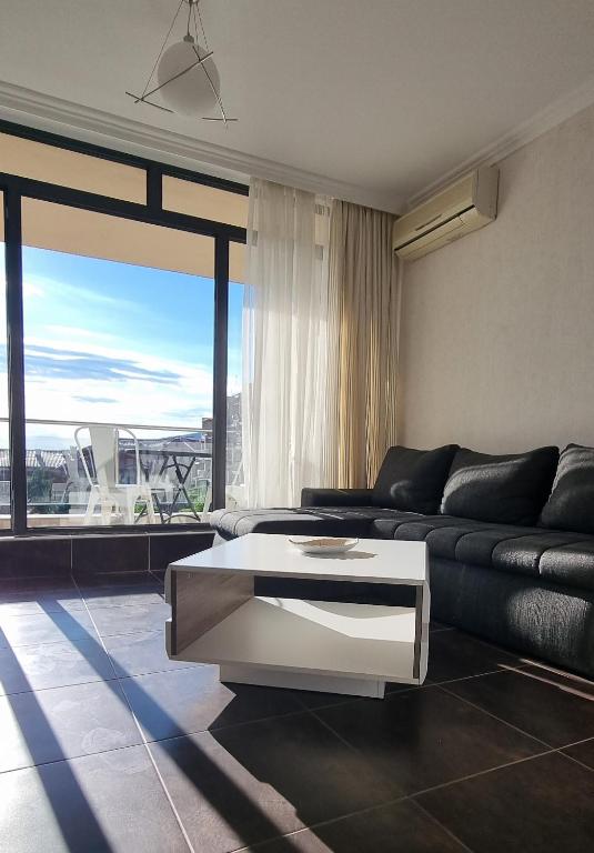 Posezení v ubytování Dolce Vita II Waterfront Aura Sea View Luxury Apartament