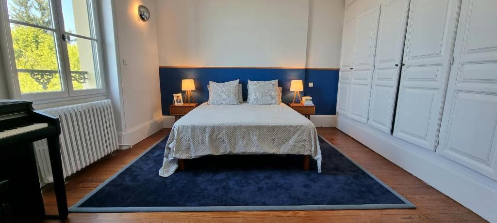 Fotografia z galérie ubytovania Exclusif - Splendide villa 6ch à 15min de Lyon v destinácii Rillieux
