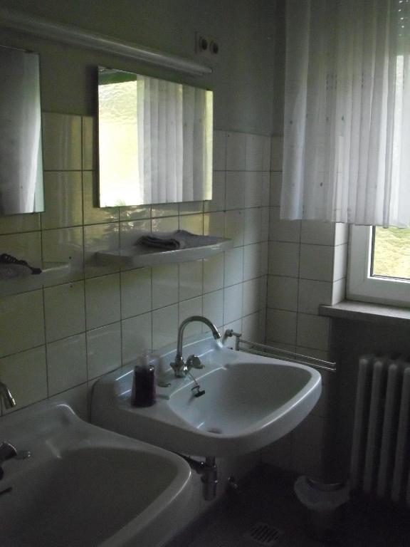 Pension Ackermann - Quadruple Room With Shower