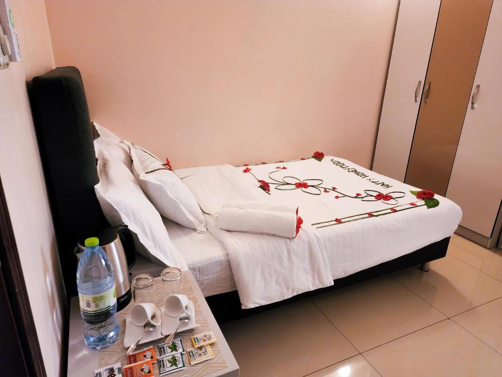 Reef Guest House - 4