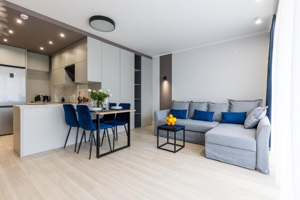 Kuchyňa alebo kuchynka v ubytovaní Apartament nr 5 Cetniewo Osada, Władysławowo, duży taras, parking podziemny