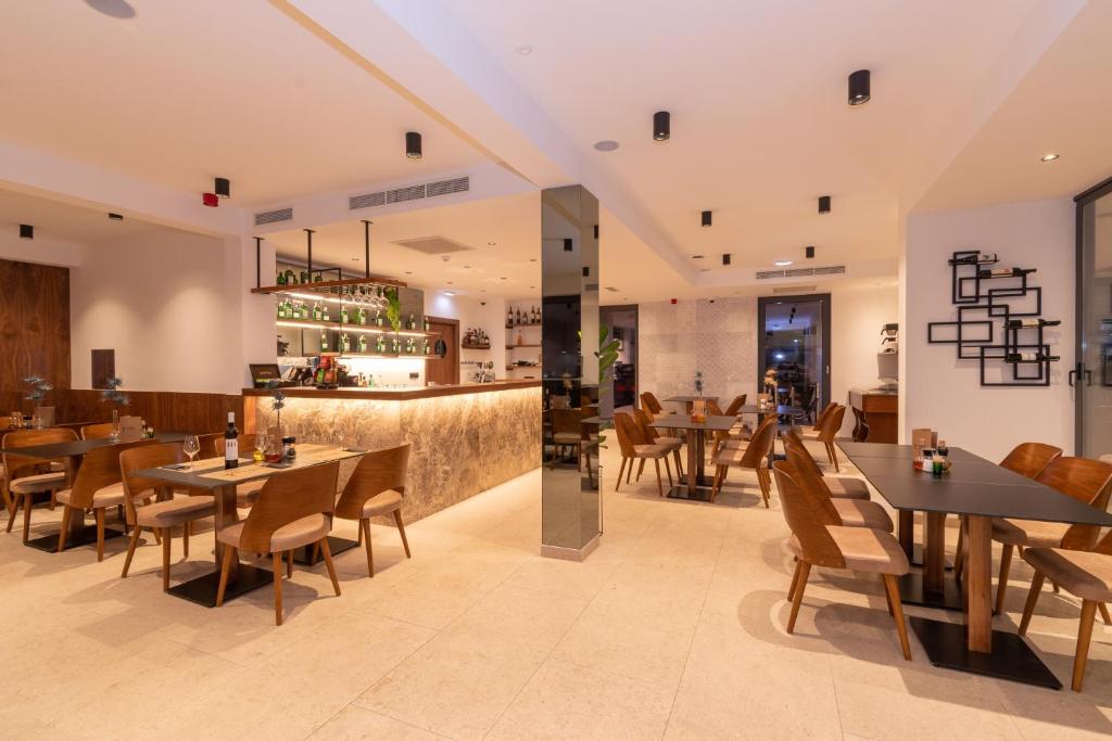 Hotel Batuda - Resim 12