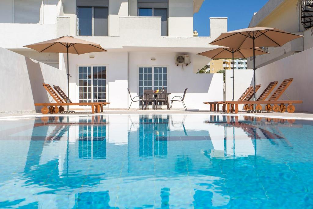 Stunning Private Backyard Pool Apartments For Rent image