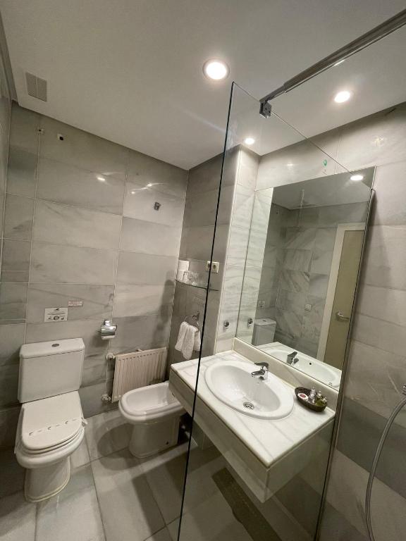 Un baño de Hotel Concordy
