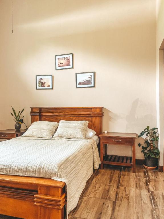 Casa Papaki - Standard Double Room With Fan
