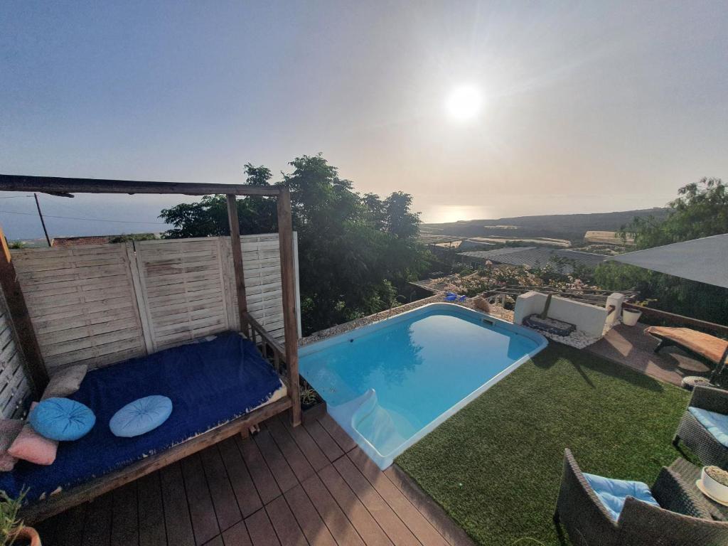 Bazén v ubytování Casa de Campo Lomo del Balo nebo v jeho okolí