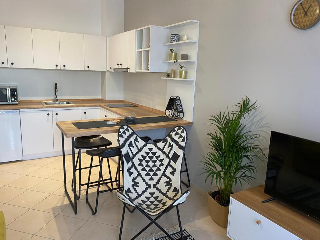 Cheerful 2-bedroom apartment in Golem - Imazhi 4