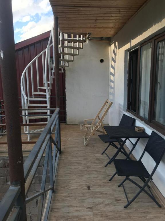 Balkón nebo terasa v ubytování Soso Burduli's Guesthouse
