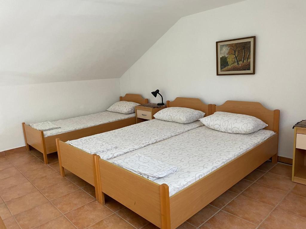Posteľ alebo postele v izbe v ubytovaní Melita Apartements