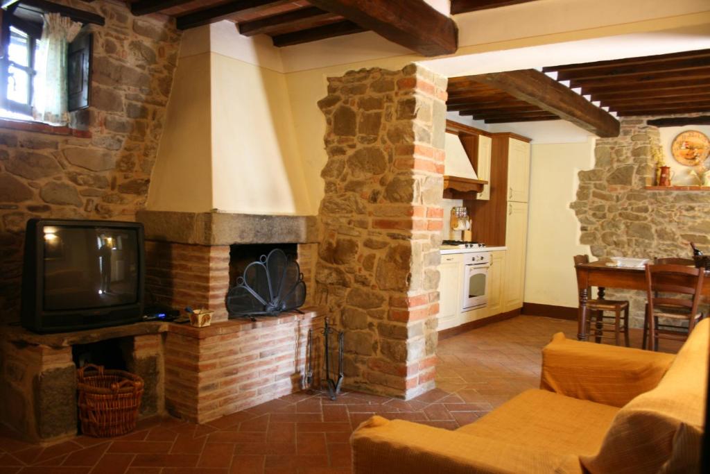 Podere della Crocchia - Three-Bedroom Villa - Split Level