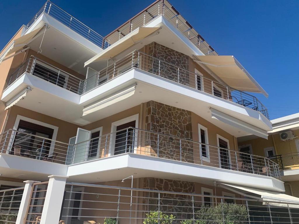 Balkón nebo terasa v ubytování Alkioni's Nest Apartments