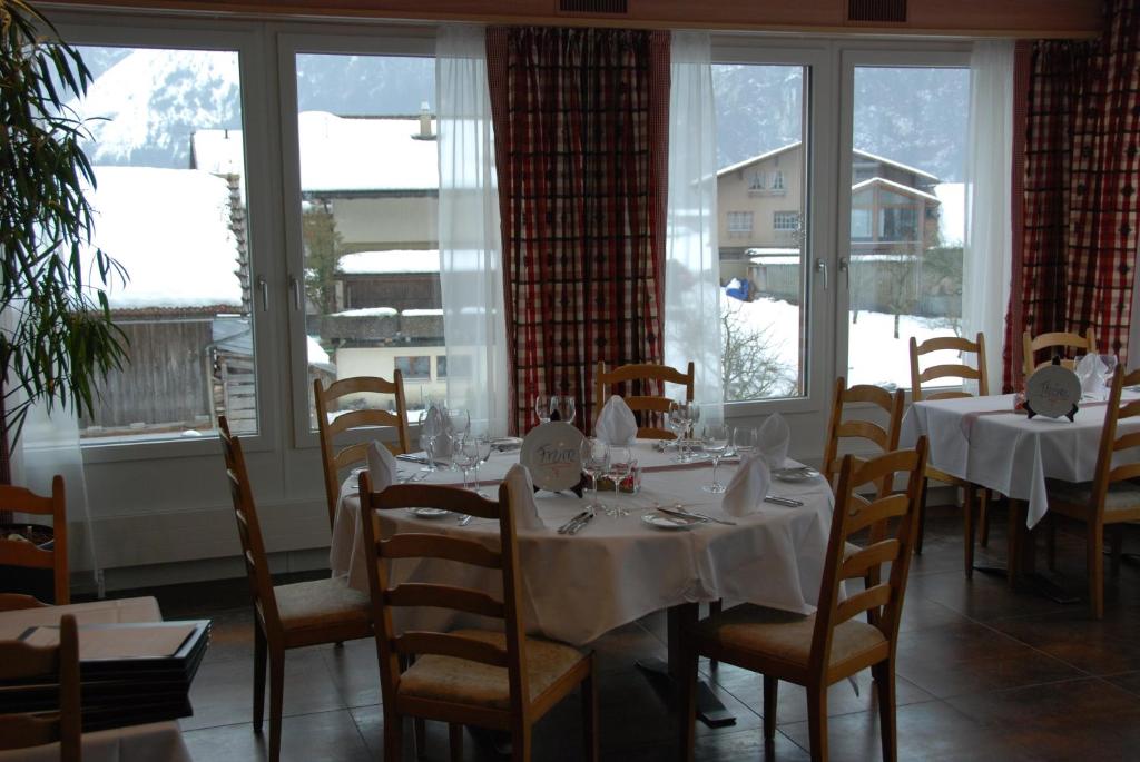 Restaurace v ubytování Hotel Brienz