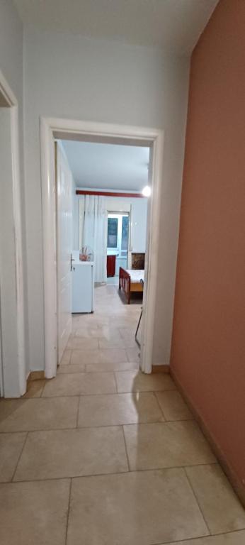 Villa Nuredinaj - Estudio Con Balcón