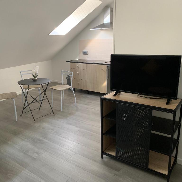 Appartement 4 PERSONNES EMPLACEMENT IDEAL PROCHE DES 24H ET GARE - Appartement Standard