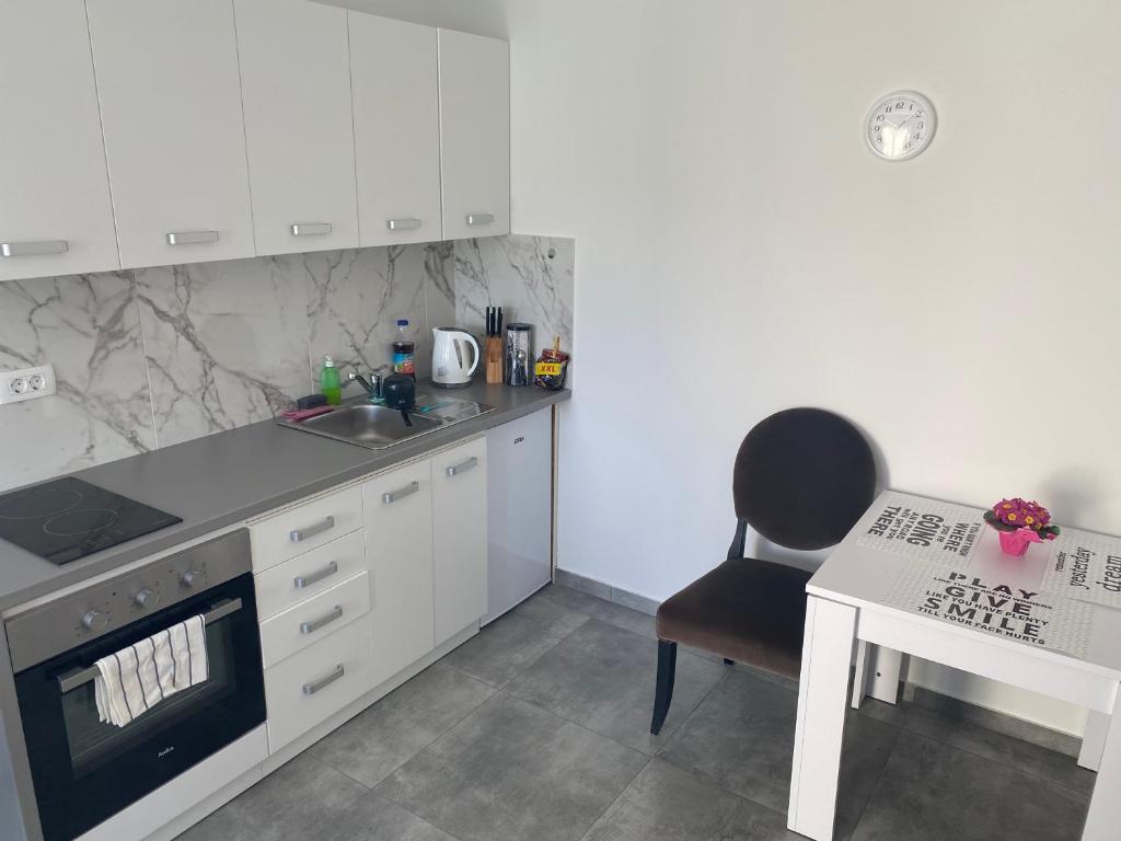 Studio apartment Carmen - One-Bedroom Apartment