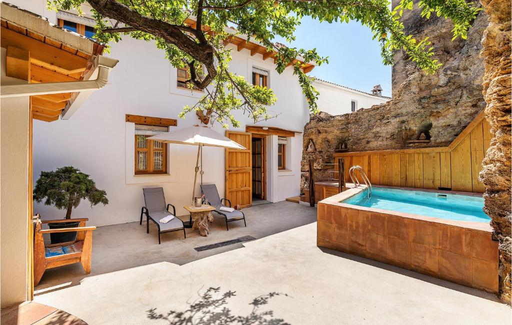 Beautiful home in Ribera Baja - Alcala l with Outdoor swimming pool, WiFi and 7 Bedrooms