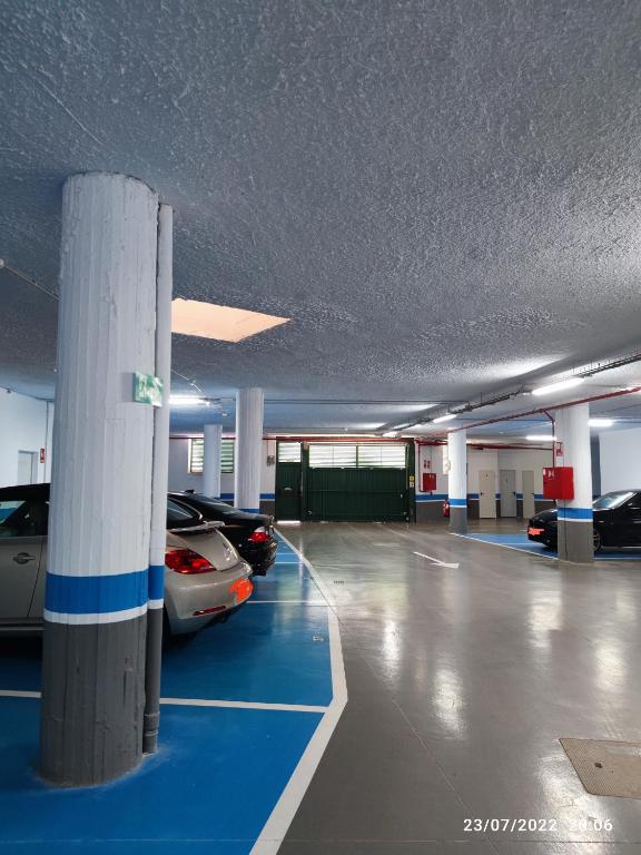 Zdjęcie z galerii obiektu Apartamento Zona Playa y centro Ciudad w mieście Santander