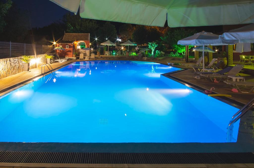 Bazén v ubytování Blue Dream Apartments nebo v jeho okolí