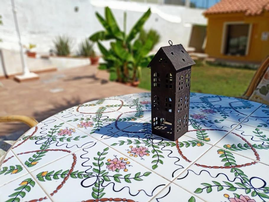 Fotografie z fotogalerie ubytování VILLA FALCONERA APARTAMENTS, GANDIA a las faldas de la montaña v destinaci Gandía