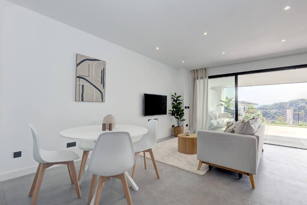 Brand New, Elegant Ground Floor Two Bed Apartment, Estepona ...
