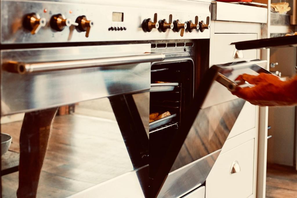 Kanuka Terrace - Luxury Strawbale House - Resim 8