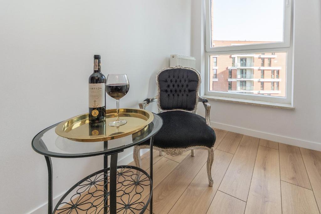 Nápoje v ubytovaní Bastion Wałowa Apartament Śródmieście centrum Gdansk