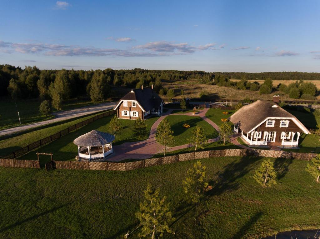 Afbeelding uit fotogalerij van Ecohotel in Kretinga