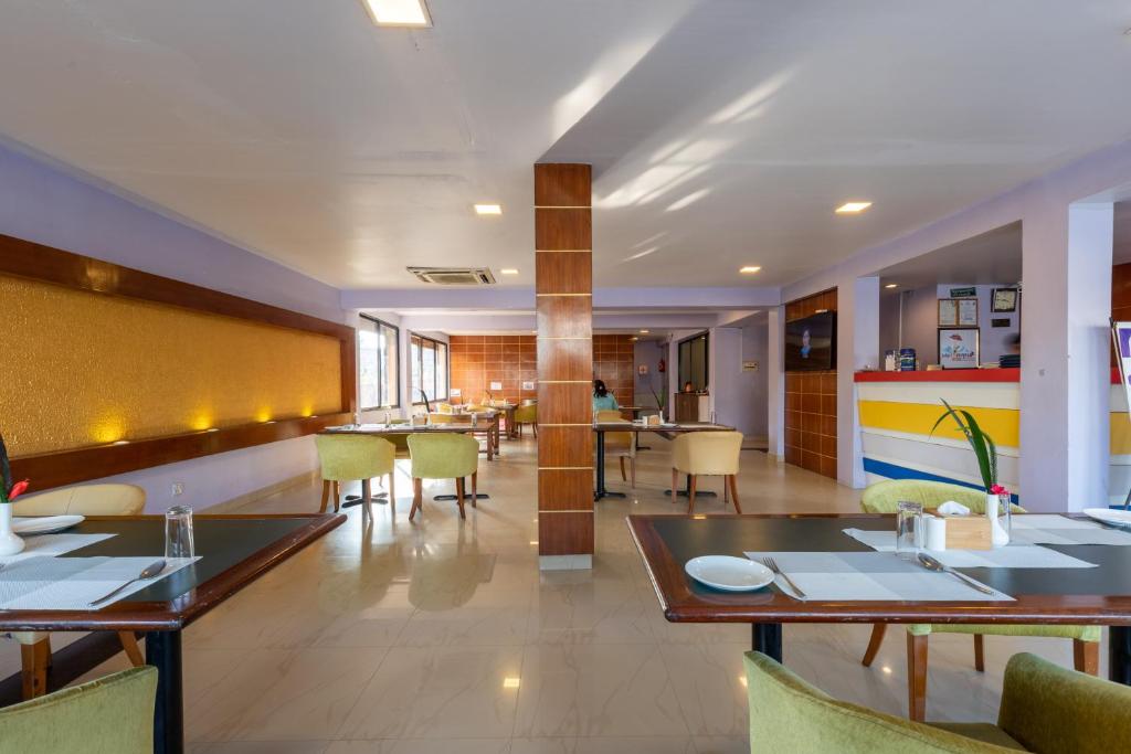 Posezení v ubytování Siddhartha Cottage Butwal