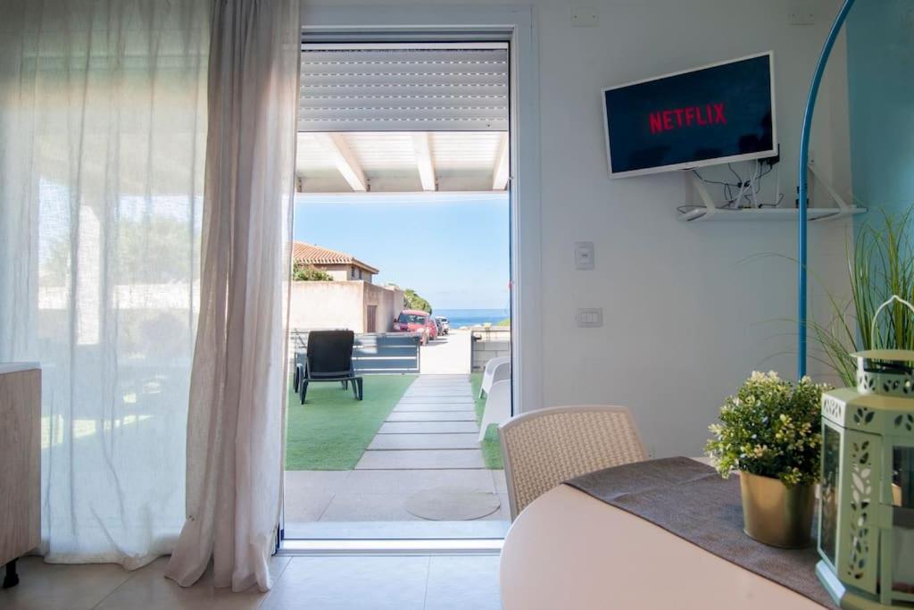 Tropical House a Sinis - Moderno appartamento vista mare