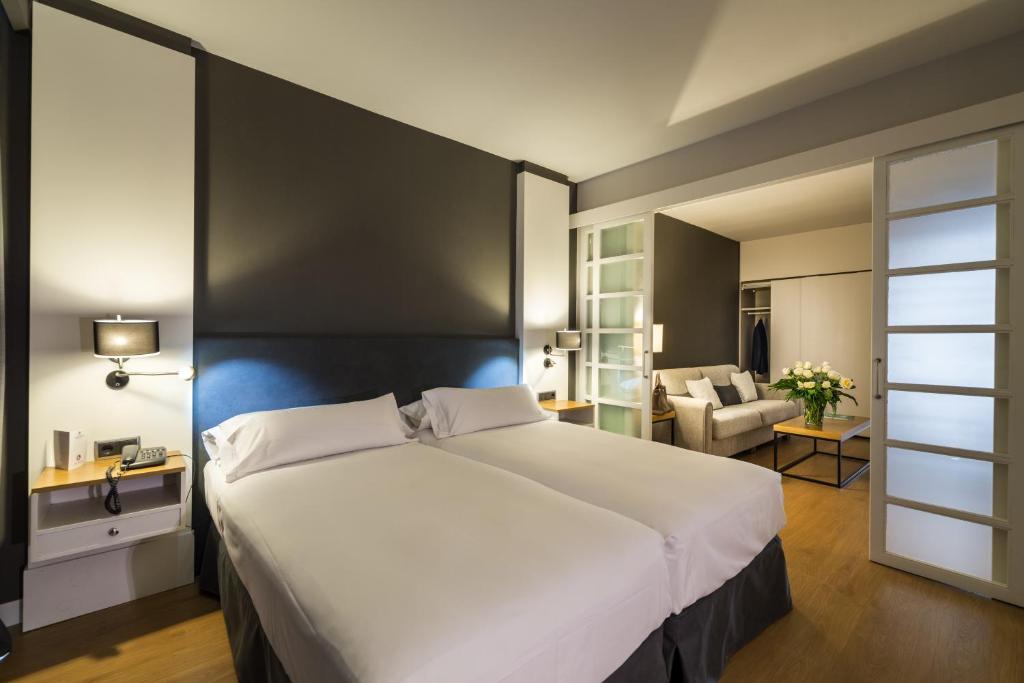 
Family Junior Suite (4 adults)
