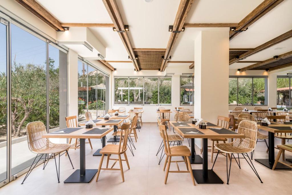 Restaurace v ubytování Luxury Villas Ammos in Style