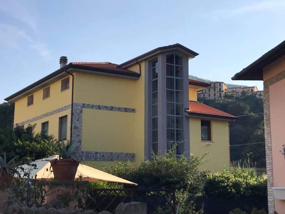 Budova, kde se bed and breakfast nachází