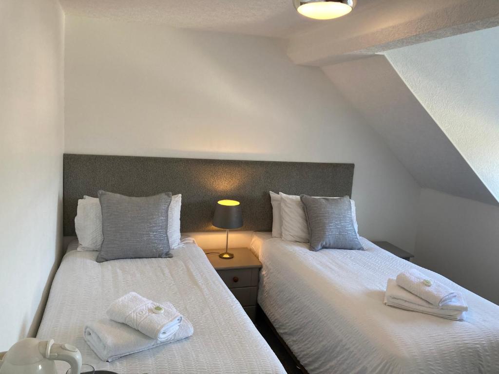 Norfolk Hotel - 
