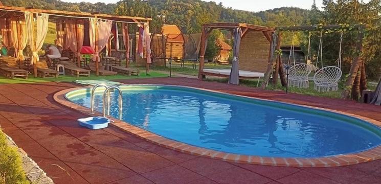 Bazén v ubytování Holiday Home Rodjak sa sela nebo v jeho okolí