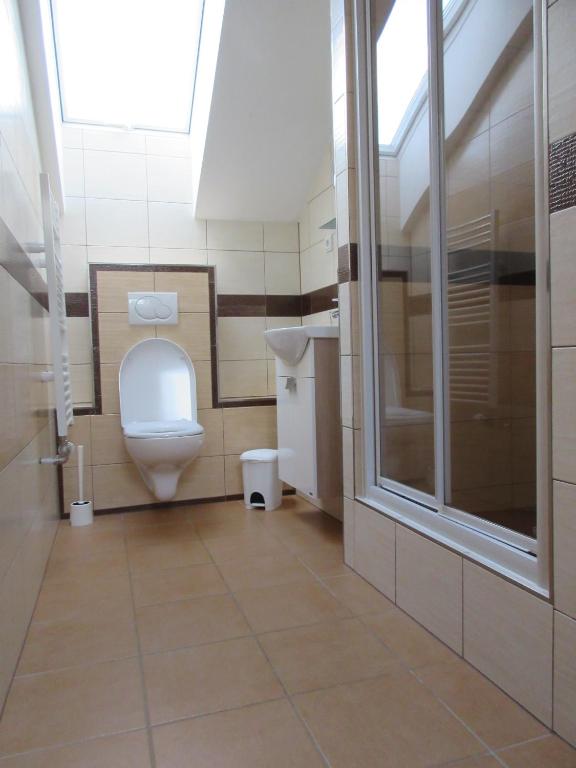 Koupelna v ubytování Apartmany Jaruska